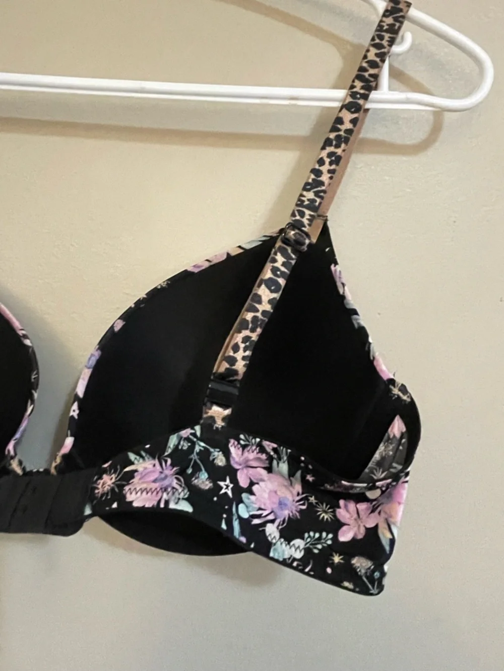 Victoria’s Secret Black & Pink Floral & Animal Print Push-Up Bra – Size 36C NWT - Picture 12 of 13